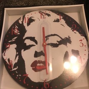 Marilyn Monroe clocks